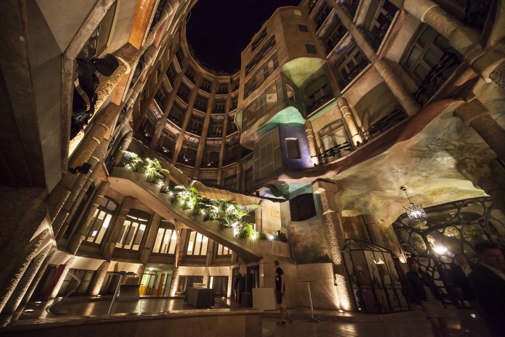 CPHI BCN. TOUR LA PEDRERA