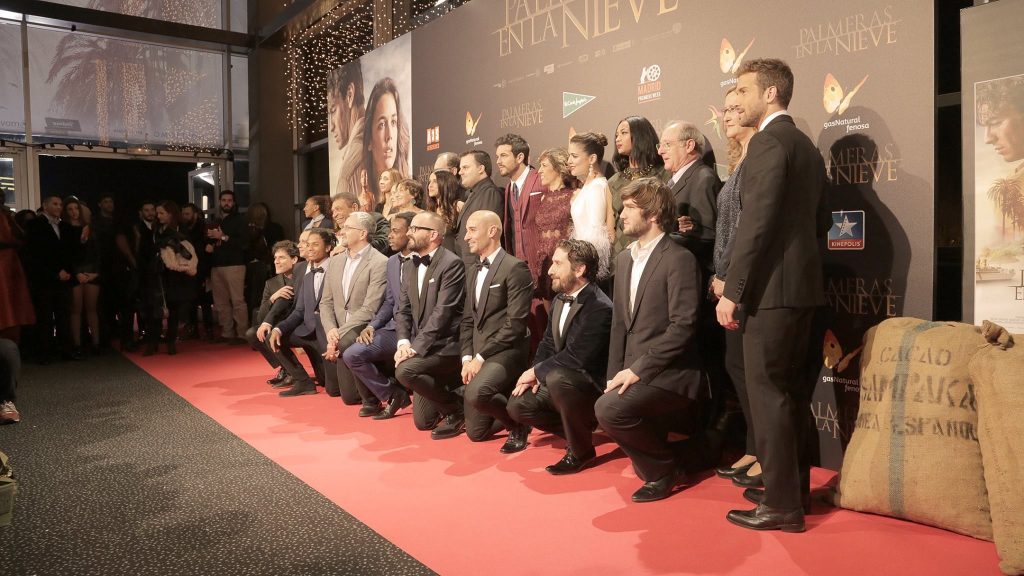 Premiere PALMERAS EN LA NIEVE Visual Link